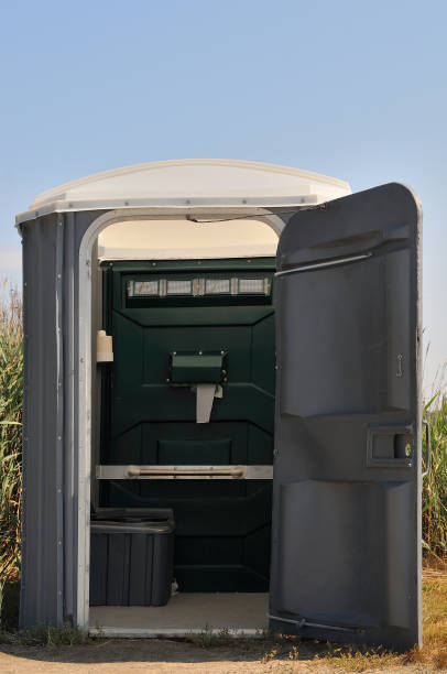 Portable Toilet Options We Offer in Omaha, TX
