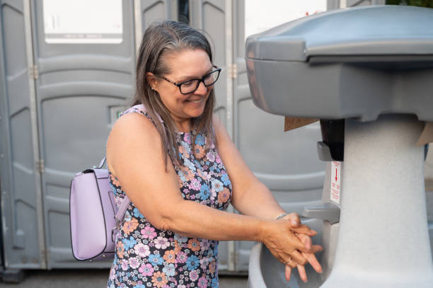 Best Porta potty delivery and setup  in Omaha, TX